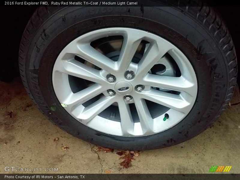 Ruby Red Metallic Tri-Coat / Medium Light Camel 2016 Ford Explorer FWD
