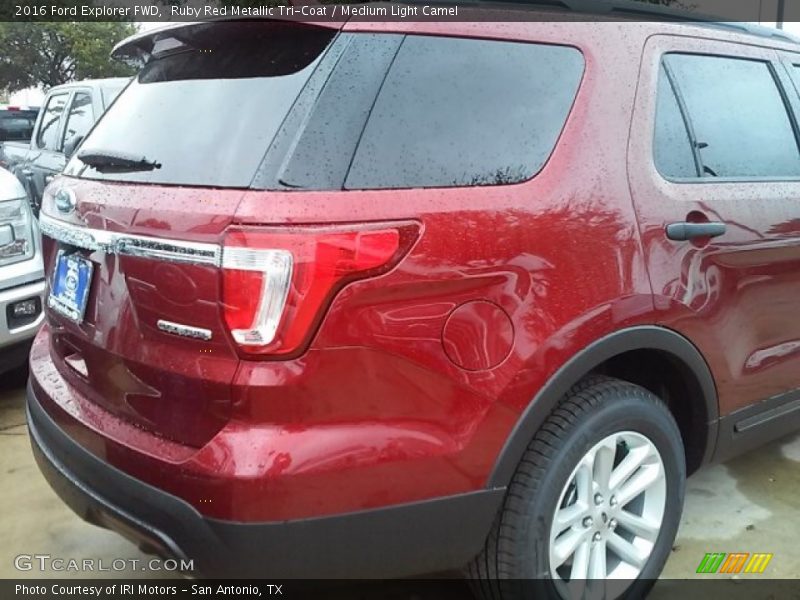 Ruby Red Metallic Tri-Coat / Medium Light Camel 2016 Ford Explorer FWD