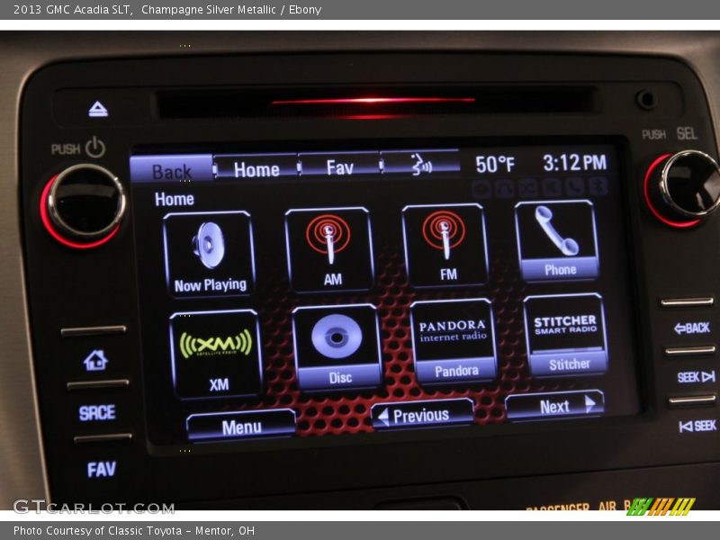 Champagne Silver Metallic / Ebony 2013 GMC Acadia SLT
