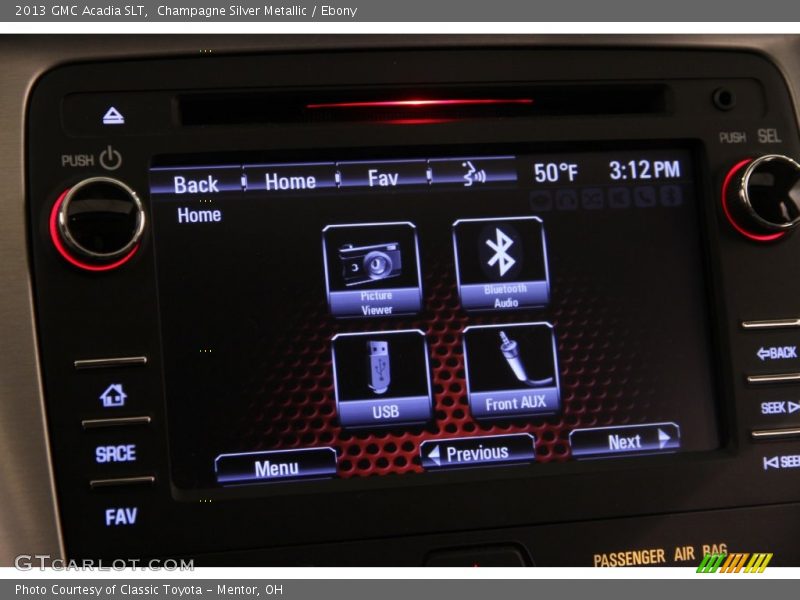 Champagne Silver Metallic / Ebony 2013 GMC Acadia SLT