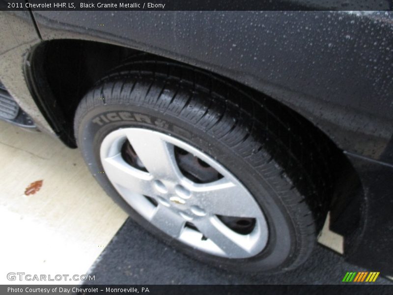 Black Granite Metallic / Ebony 2011 Chevrolet HHR LS