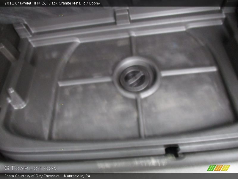 Black Granite Metallic / Ebony 2011 Chevrolet HHR LS