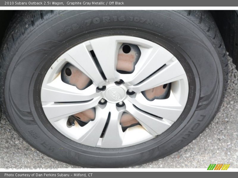 Graphite Gray Metallic / Off Black 2010 Subaru Outback 2.5i Wagon
