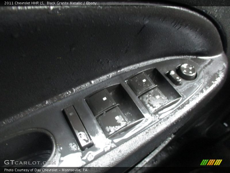 Black Granite Metallic / Ebony 2011 Chevrolet HHR LS