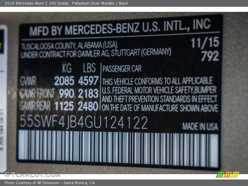 Palladium Silver Metallic / Black 2016 Mercedes-Benz C 300 Sedan