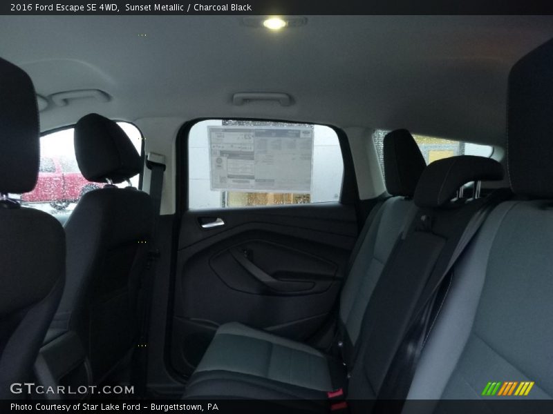 Sunset Metallic / Charcoal Black 2016 Ford Escape SE 4WD