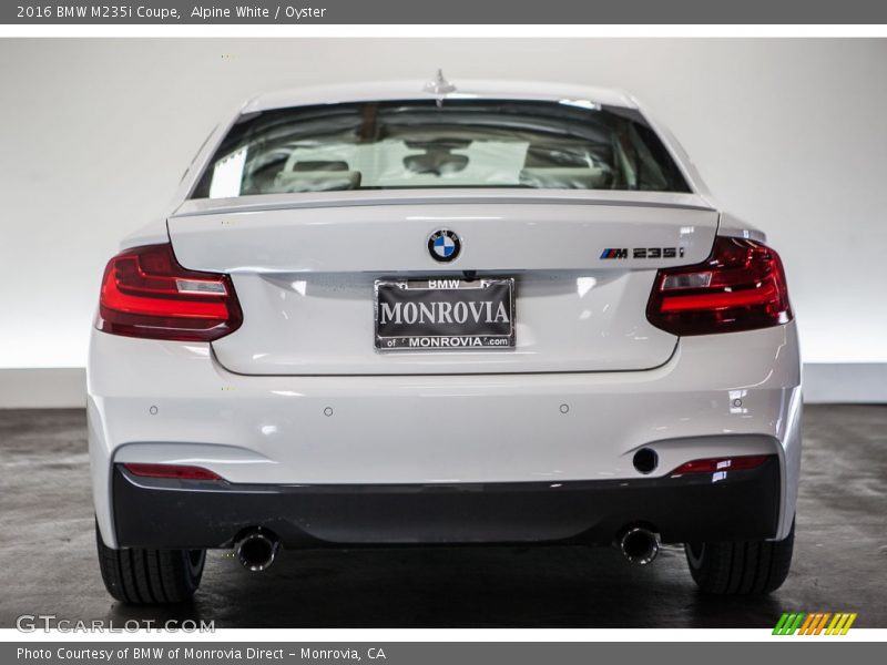 Alpine White / Oyster 2016 BMW M235i Coupe
