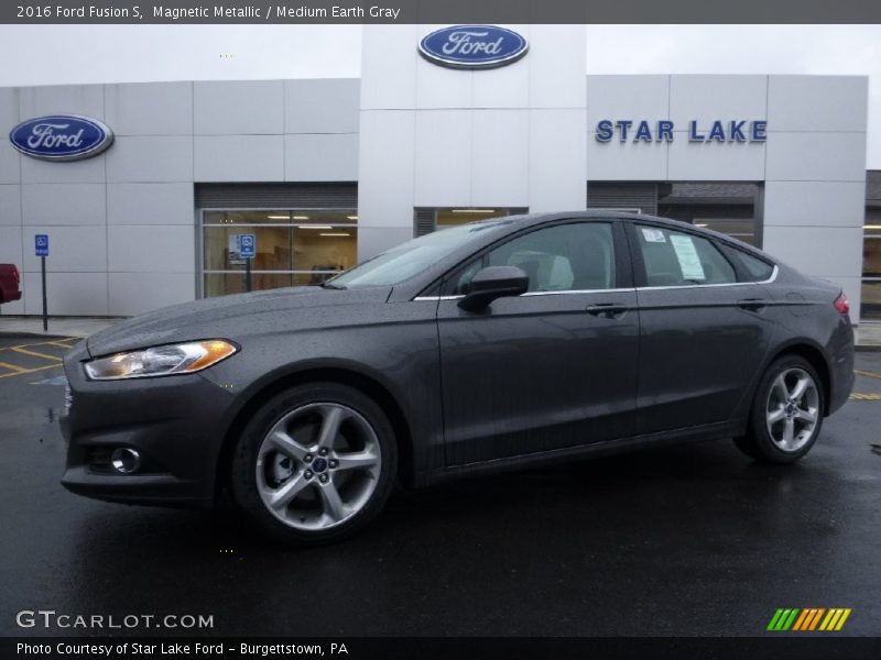 Magnetic Metallic / Medium Earth Gray 2016 Ford Fusion S