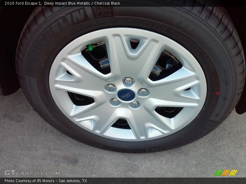 Deep Impact Blue Metallic / Charcoal Black 2016 Ford Escape S