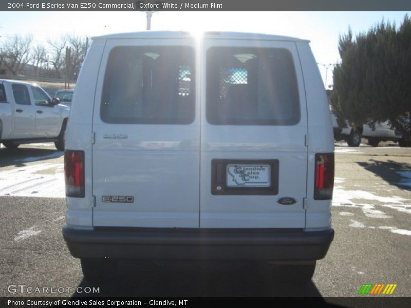 Oxford White / Medium Flint 2004 Ford E Series Van E250 Commercial