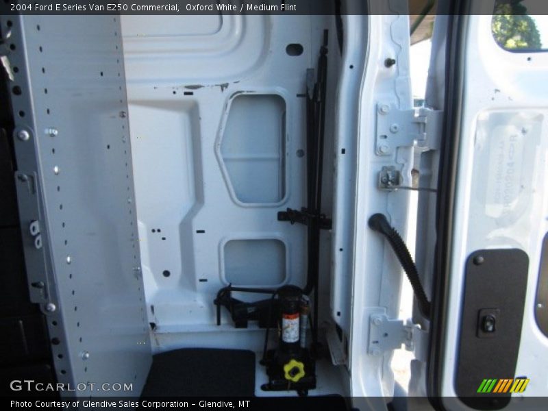 Oxford White / Medium Flint 2004 Ford E Series Van E250 Commercial