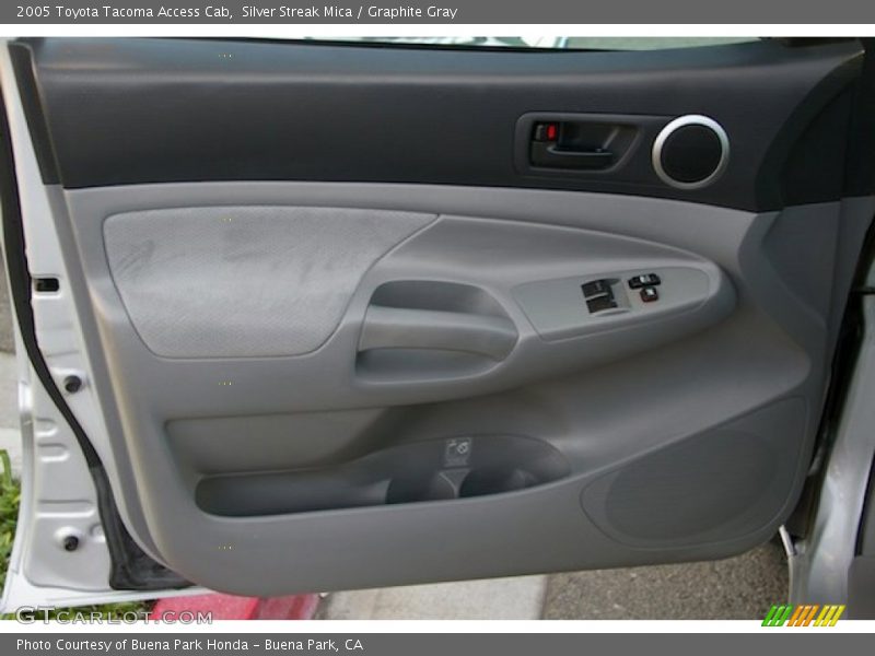 Silver Streak Mica / Graphite Gray 2005 Toyota Tacoma Access Cab