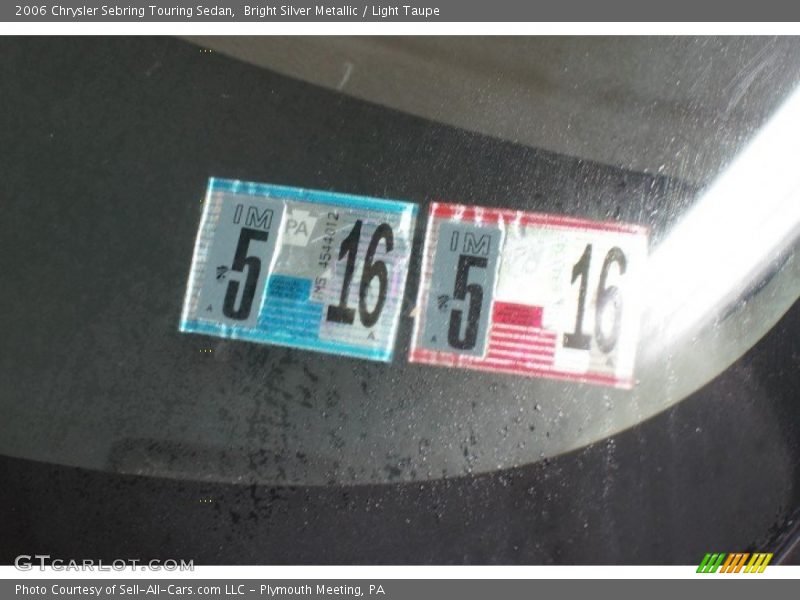 Bright Silver Metallic / Light Taupe 2006 Chrysler Sebring Touring Sedan