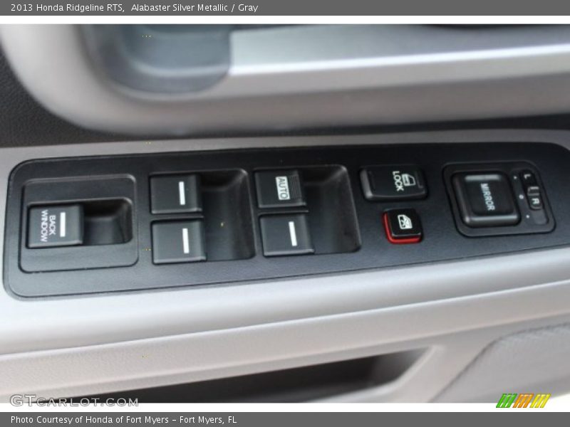 Alabaster Silver Metallic / Gray 2013 Honda Ridgeline RTS