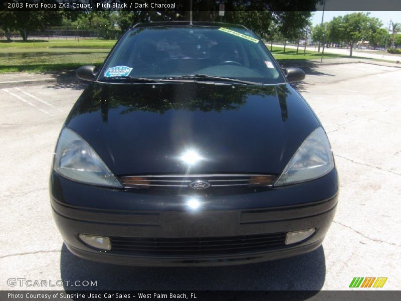 Pitch Black / Dark Charcoal 2003 Ford Focus ZX3 Coupe