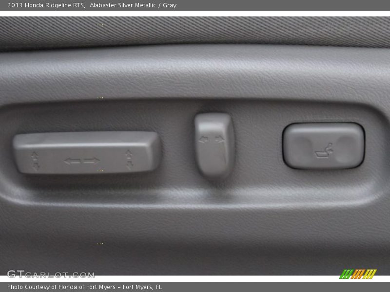Alabaster Silver Metallic / Gray 2013 Honda Ridgeline RTS