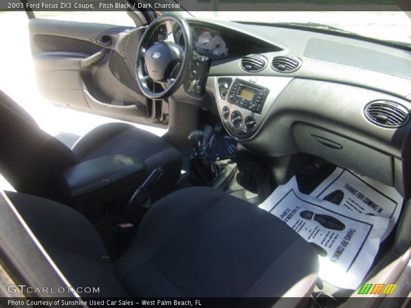 Pitch Black / Dark Charcoal 2003 Ford Focus ZX3 Coupe