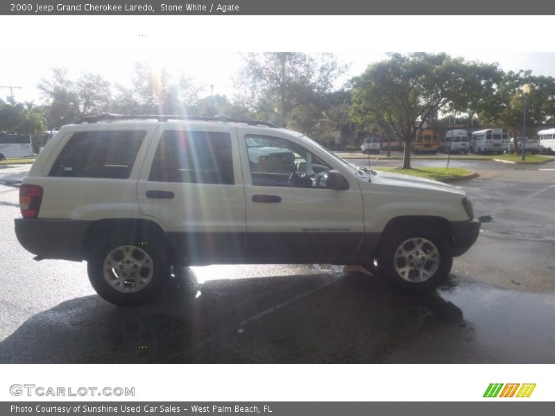 Stone White / Agate 2000 Jeep Grand Cherokee Laredo