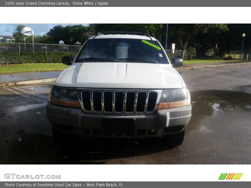 Stone White / Agate 2000 Jeep Grand Cherokee Laredo