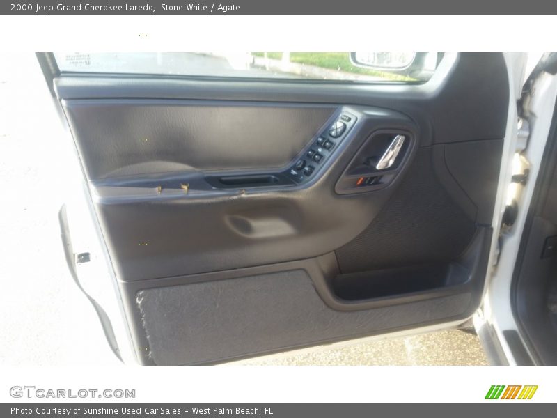 Stone White / Agate 2000 Jeep Grand Cherokee Laredo