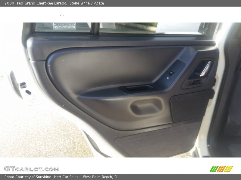 Stone White / Agate 2000 Jeep Grand Cherokee Laredo