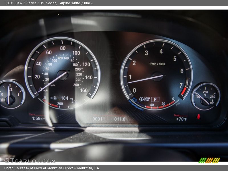 Alpine White / Black 2016 BMW 5 Series 535i Sedan