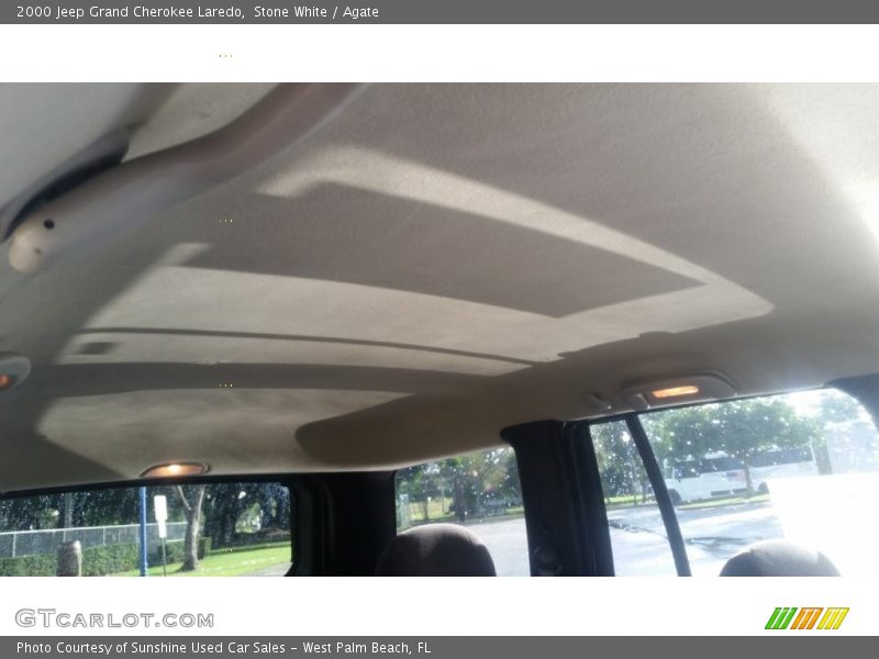 Stone White / Agate 2000 Jeep Grand Cherokee Laredo