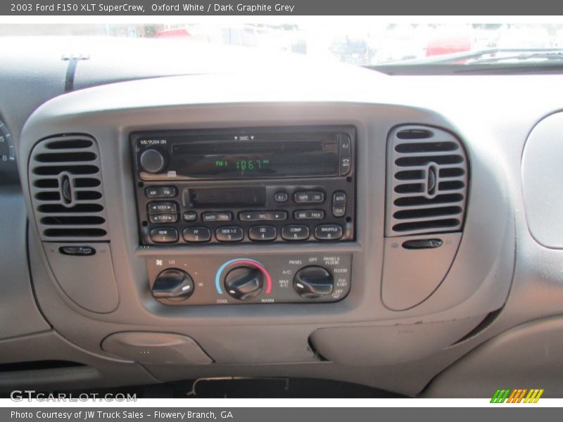Oxford White / Dark Graphite Grey 2003 Ford F150 XLT SuperCrew
