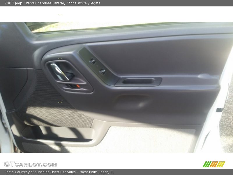 Stone White / Agate 2000 Jeep Grand Cherokee Laredo