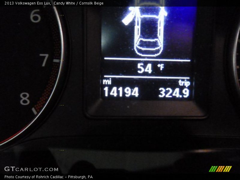 Candy White / Cornsilk Beige 2013 Volkswagen Eos Lux