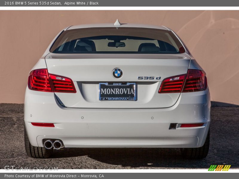 Alpine White / Black 2016 BMW 5 Series 535d Sedan
