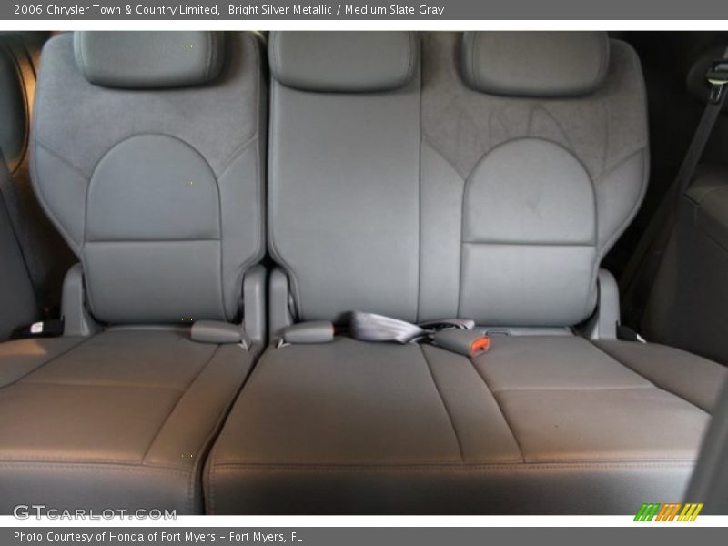 Bright Silver Metallic / Medium Slate Gray 2006 Chrysler Town & Country Limited