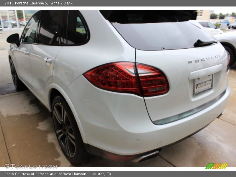 White / Black 2013 Porsche Cayenne S