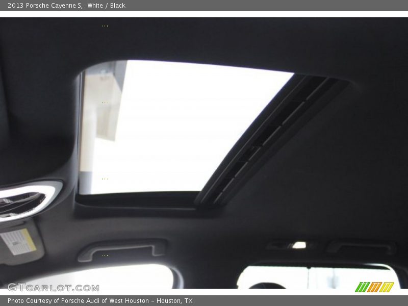 White / Black 2013 Porsche Cayenne S