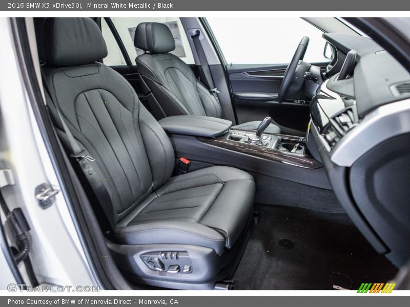 Front Seat of 2016 X5 xDrive50i