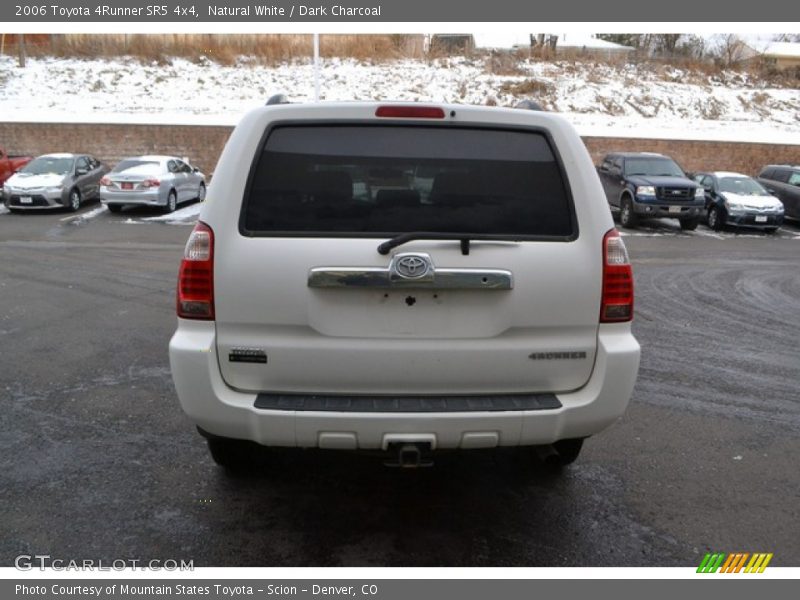 Natural White / Dark Charcoal 2006 Toyota 4Runner SR5 4x4