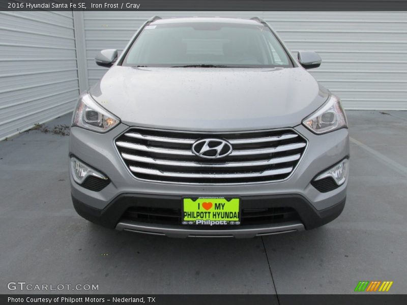 Iron Frost / Gray 2016 Hyundai Santa Fe SE
