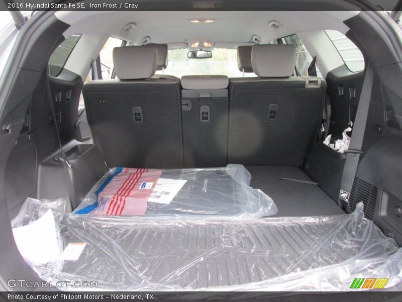 Iron Frost / Gray 2016 Hyundai Santa Fe SE