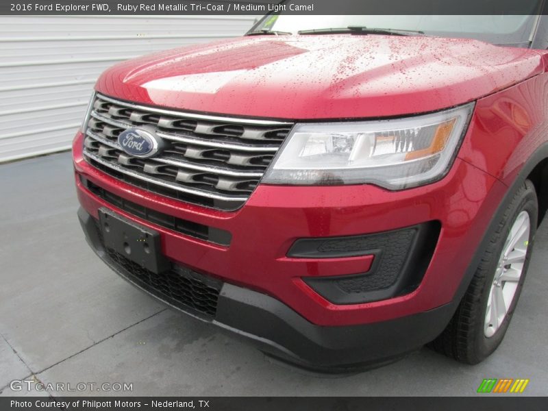 Ruby Red Metallic Tri-Coat / Medium Light Camel 2016 Ford Explorer FWD