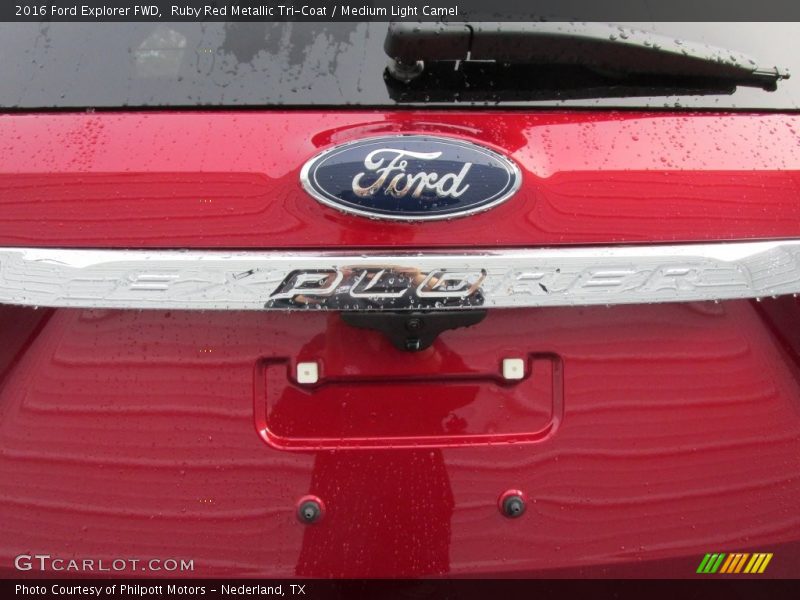 Ruby Red Metallic Tri-Coat / Medium Light Camel 2016 Ford Explorer FWD