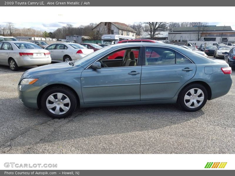 Aloe Green Metallic / Ash 2009 Toyota Camry LE