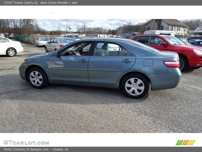 Aloe Green Metallic / Ash 2009 Toyota Camry LE