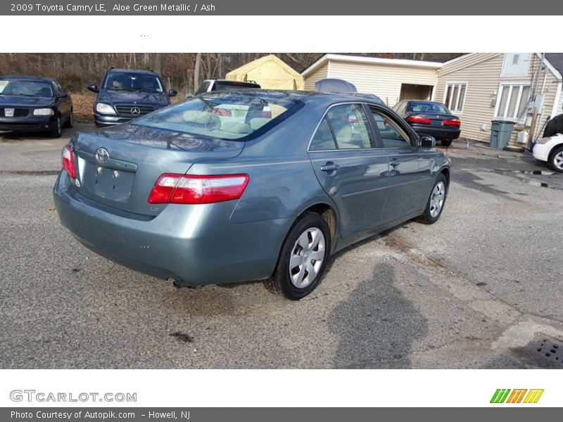 Aloe Green Metallic / Ash 2009 Toyota Camry LE