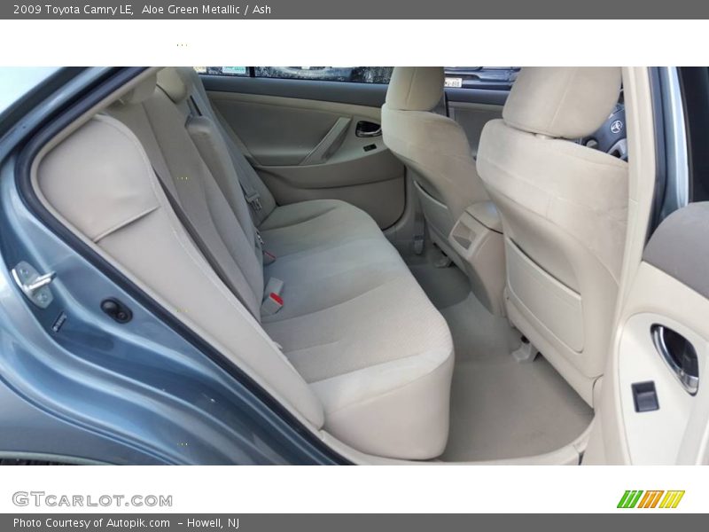 Aloe Green Metallic / Ash 2009 Toyota Camry LE