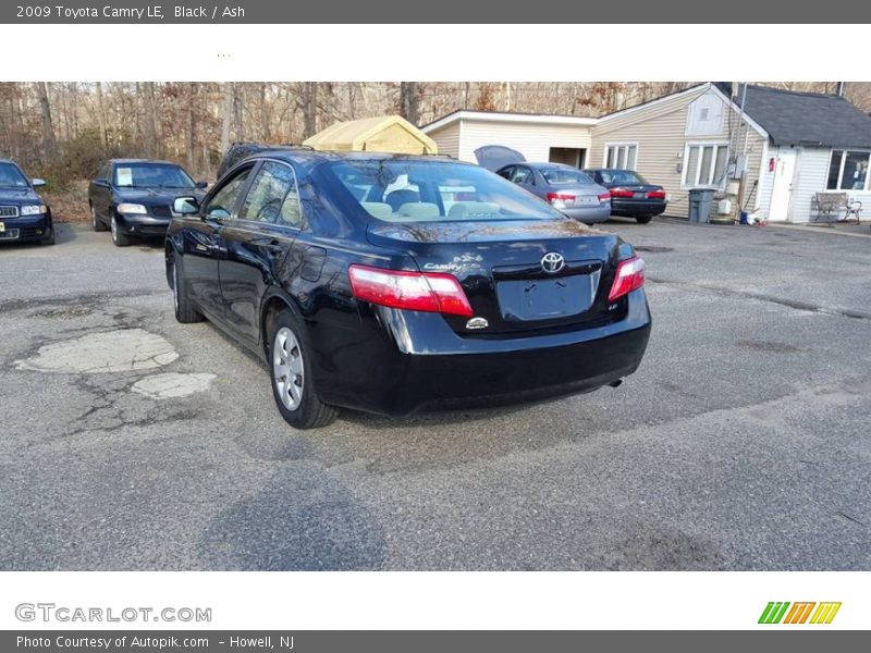 Black / Ash 2009 Toyota Camry LE