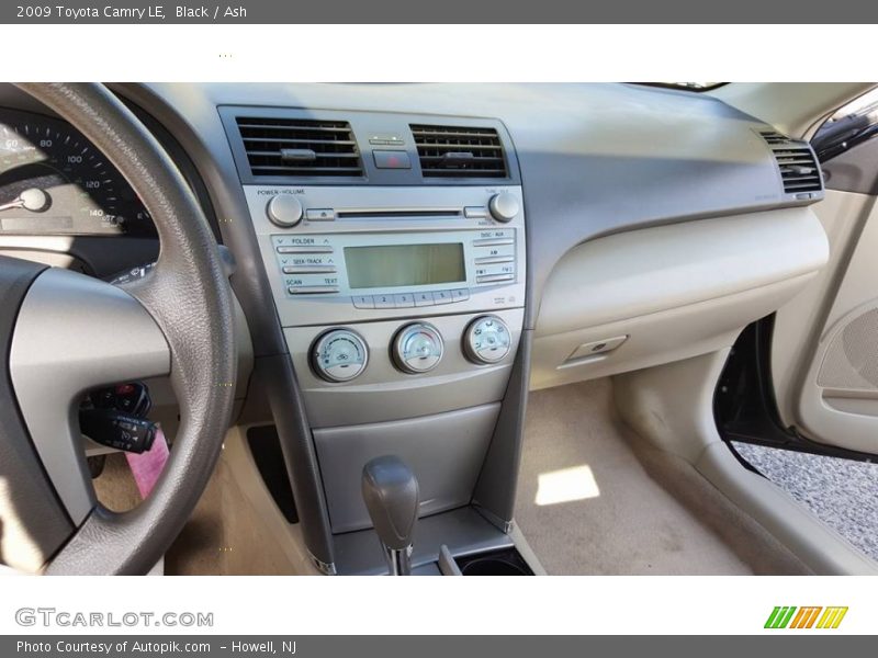 Black / Ash 2009 Toyota Camry LE