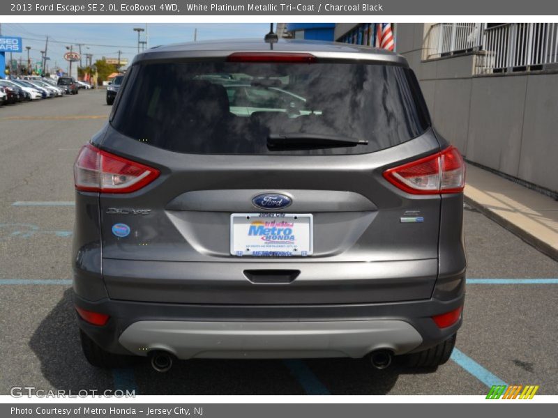 White Platinum Metallic Tri-Coat / Charcoal Black 2013 Ford Escape SE 2.0L EcoBoost 4WD