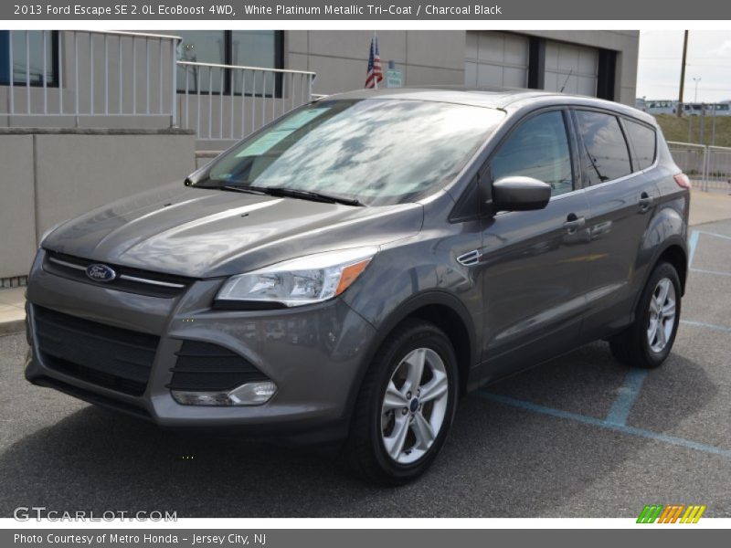 White Platinum Metallic Tri-Coat / Charcoal Black 2013 Ford Escape SE 2.0L EcoBoost 4WD