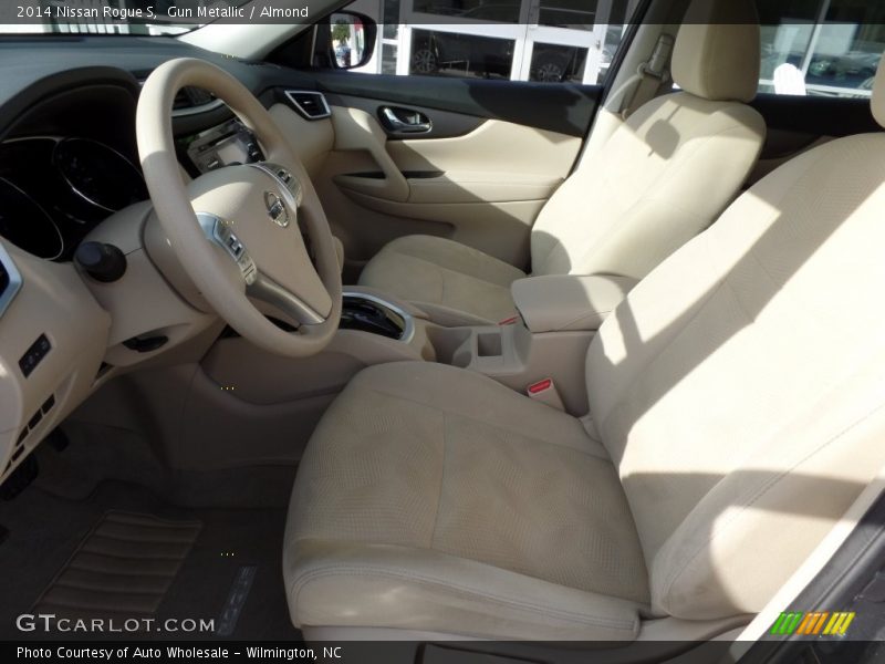 Gun Metallic / Almond 2014 Nissan Rogue S