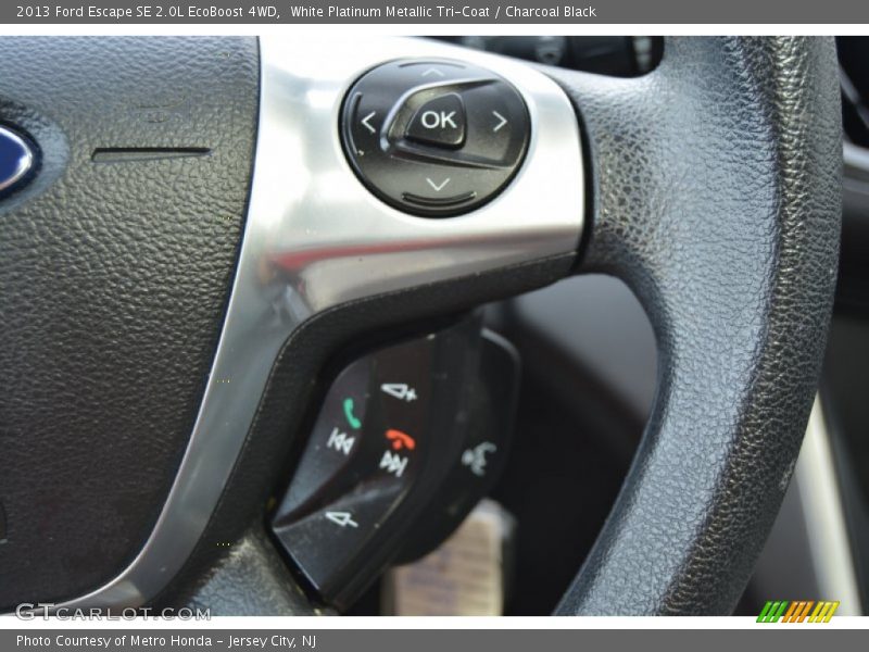 White Platinum Metallic Tri-Coat / Charcoal Black 2013 Ford Escape SE 2.0L EcoBoost 4WD